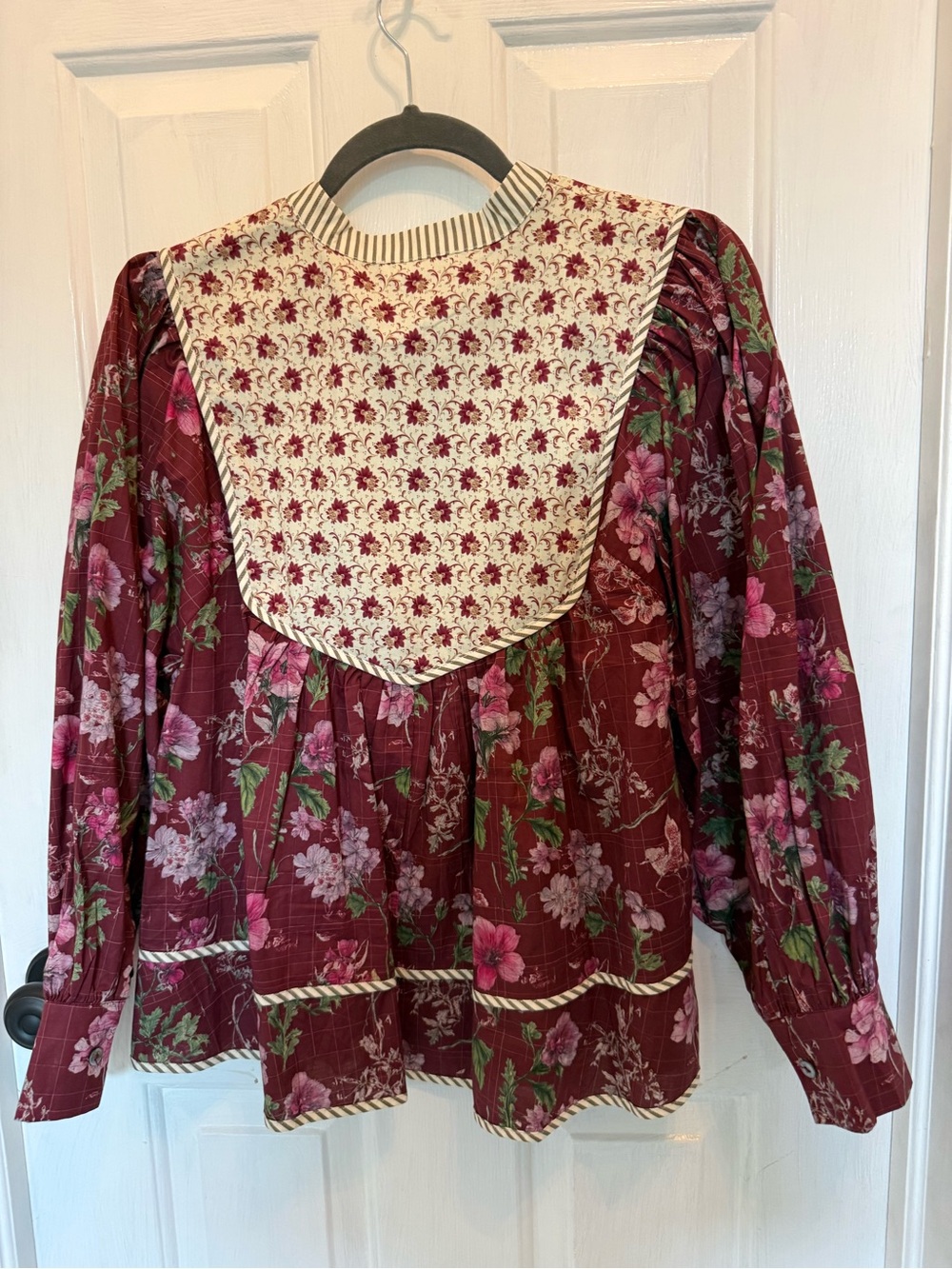 entro Burgundy Floral Peasant Blouse with Cream Bib - Picture 4 of 4